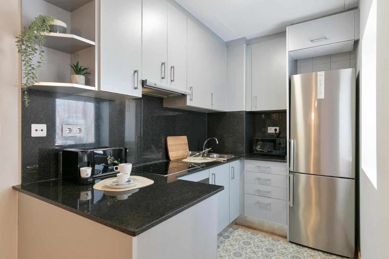 Апартаменти Click&Flat Sugranyes Барселона Екстер'єр фото