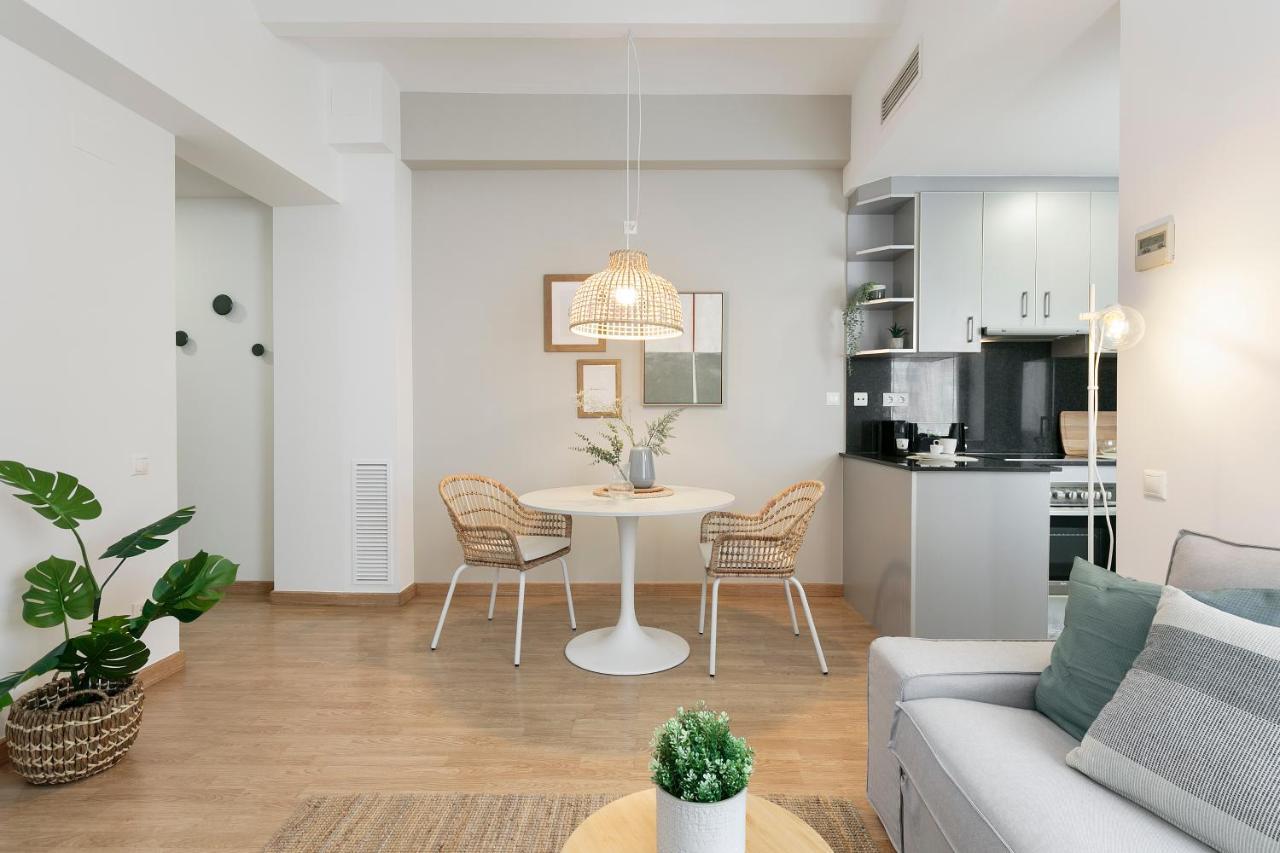 Апартаменти Click&Flat Sugranyes Барселона Екстер'єр фото